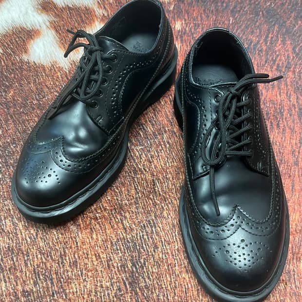 [260] 닥터마틴 3989 윙팁 브로그 로퍼