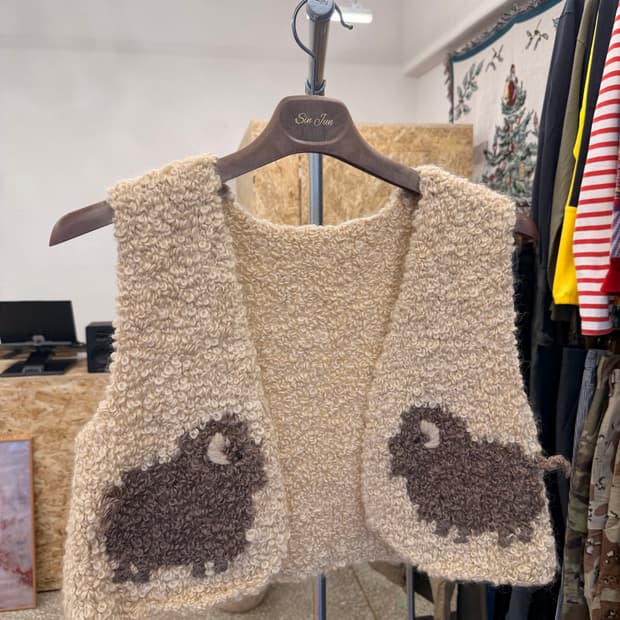 모 100% 양털 베스트