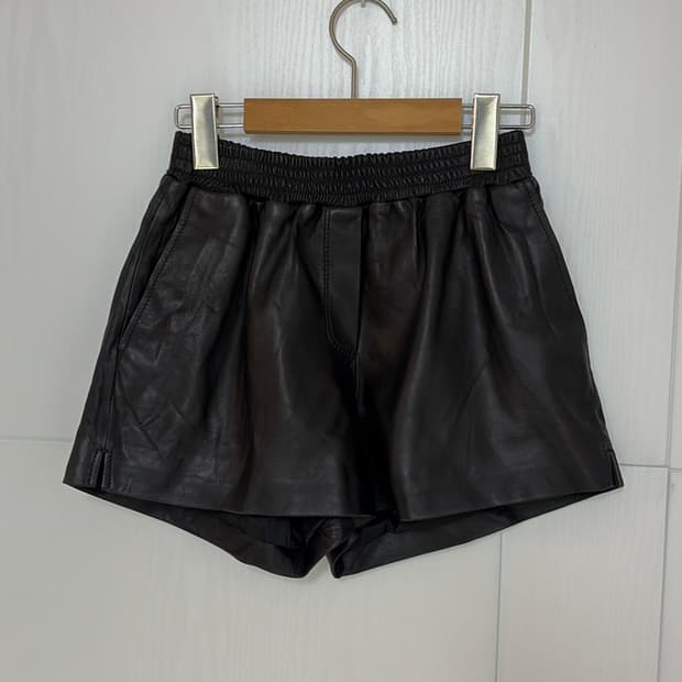 마쥬 양가죽 반바지 25 26 정품 