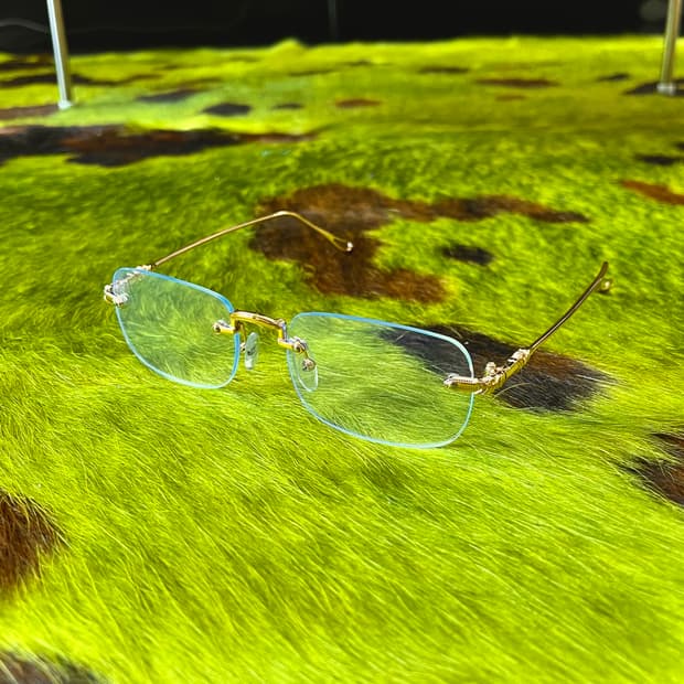 Jpn Antique Gold Trim Rimless Glasses