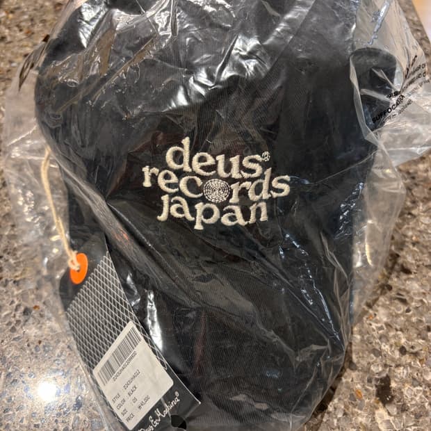 DEUS 데우스 모자