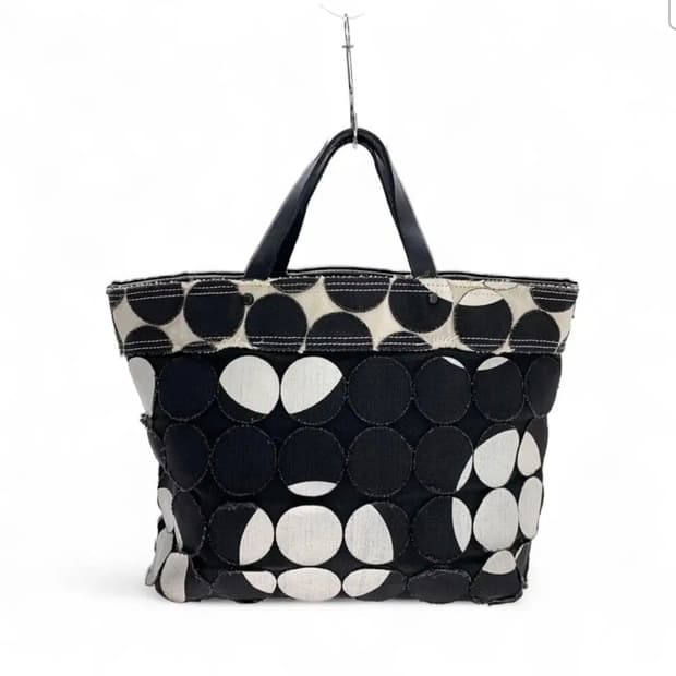 이세이미야케 플리츠 플리즈 닷패턴 컷아웃 토트백