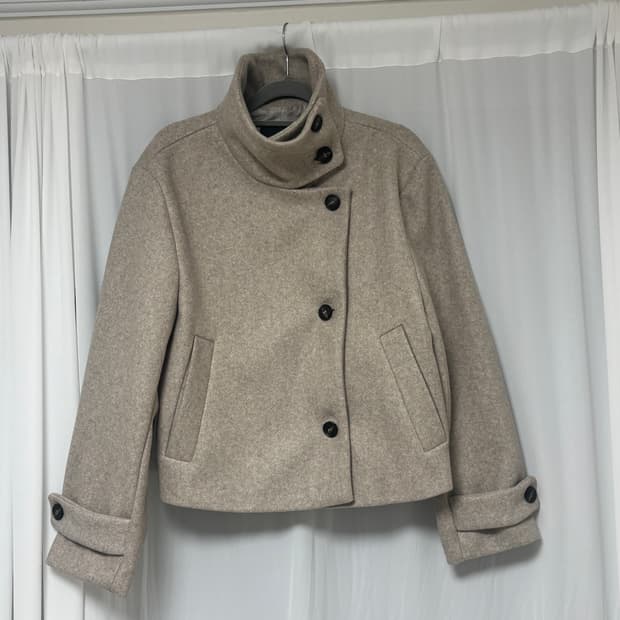 자라 하이넥 숏코트 베이지 s