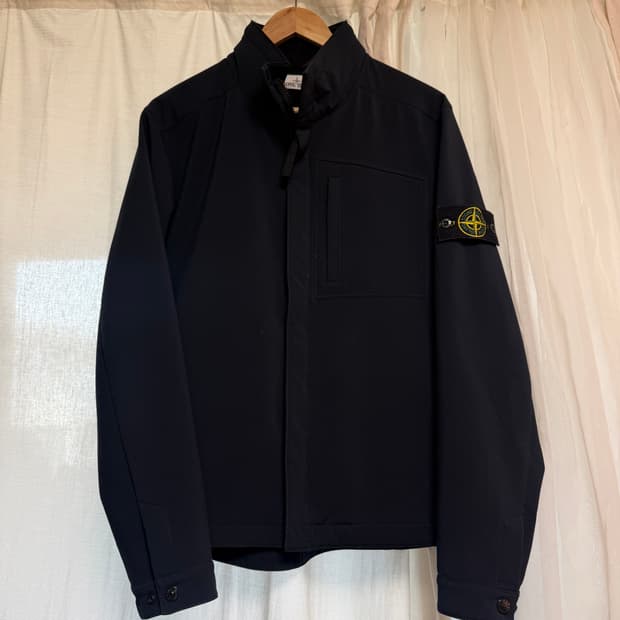 스톤아일랜드 소프트쉘 자켓 m