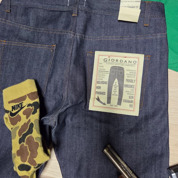 (새상품)GIORDANO 셀비지 데님 청바지 리지드 팬츠 생지