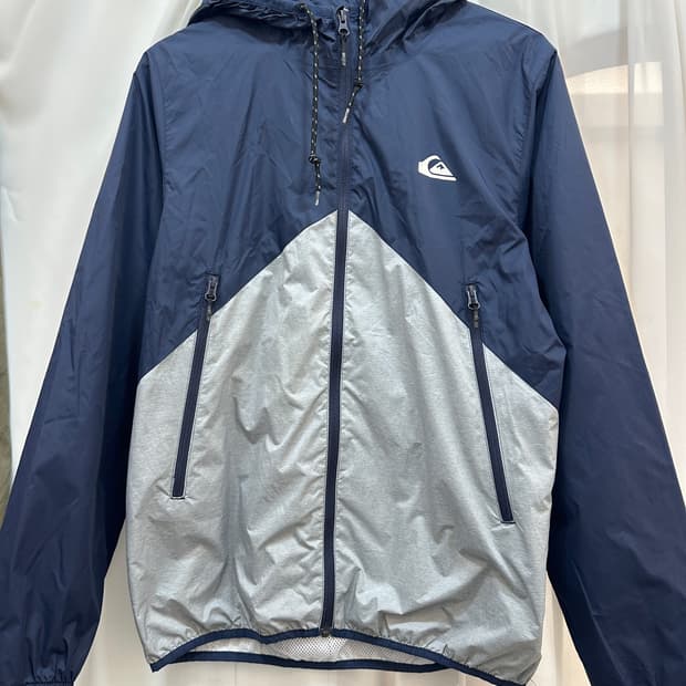 퀵실버 바람막이 L