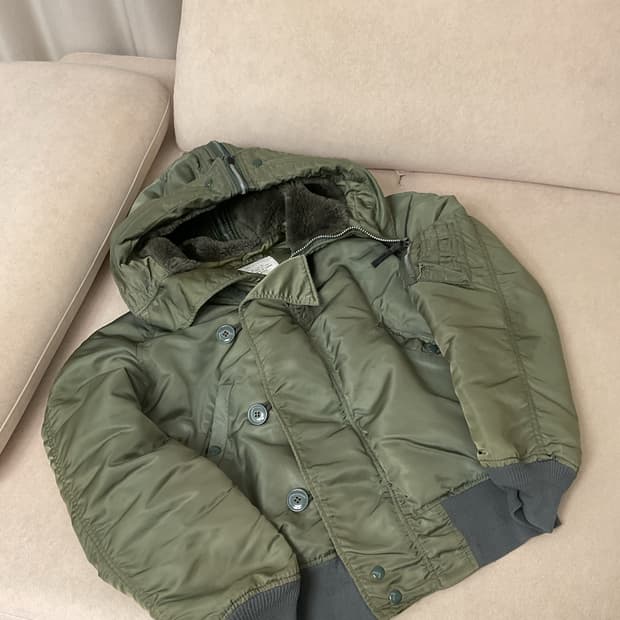 90s alpha idustries n2b (made in usa)