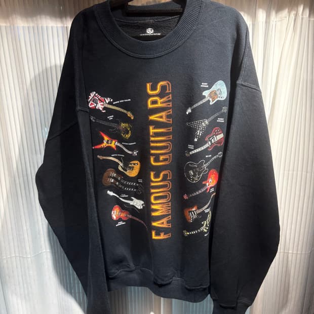 FAMOUS GUITARS 스웻셔츠
