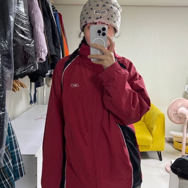 리복 바람막이