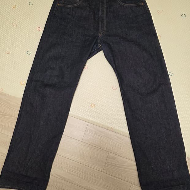 LVC55501 36/34 데님 판매합니다