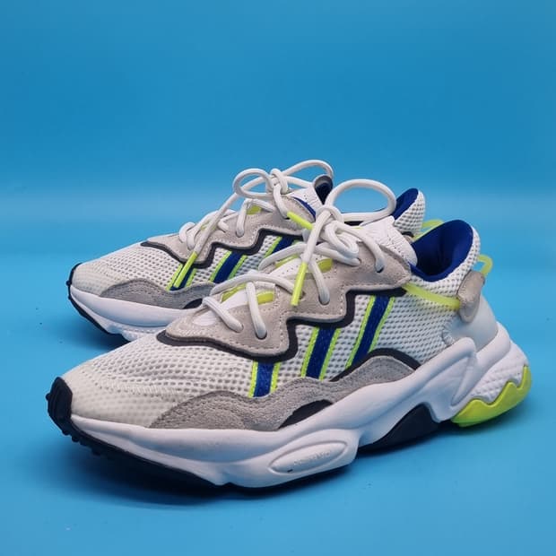 oo 아디다스 오즈위고 여성운동화230 