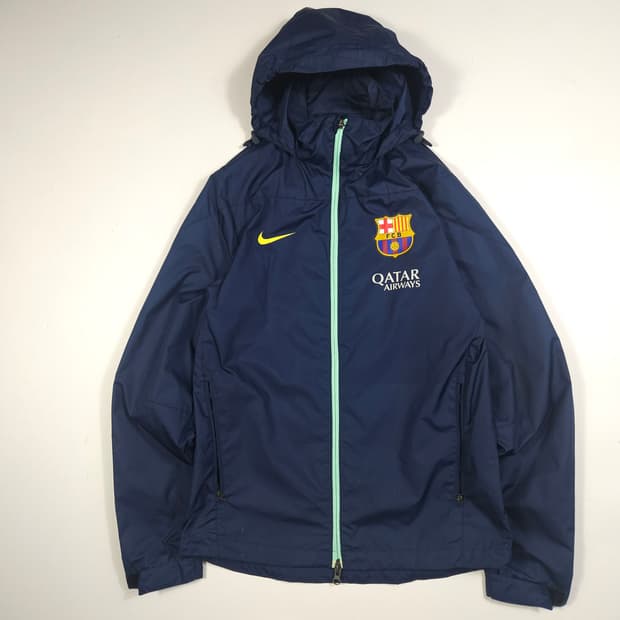 나이키 스우시 바르셀로나 바람막이 