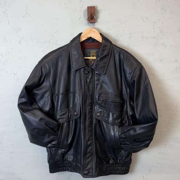 빈티지 양가죽 포켓 레더 봄버 자켓