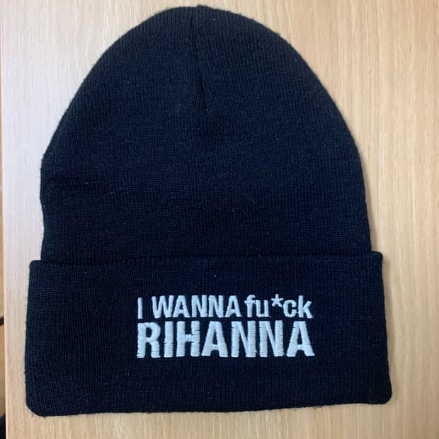 Comme des fuck down 비니