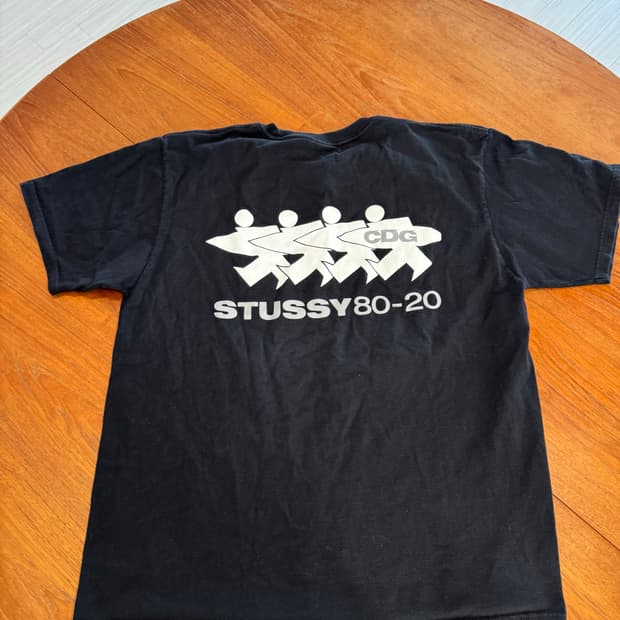 (105)스투시 꼼데 CDG 반팔티 블랙 L