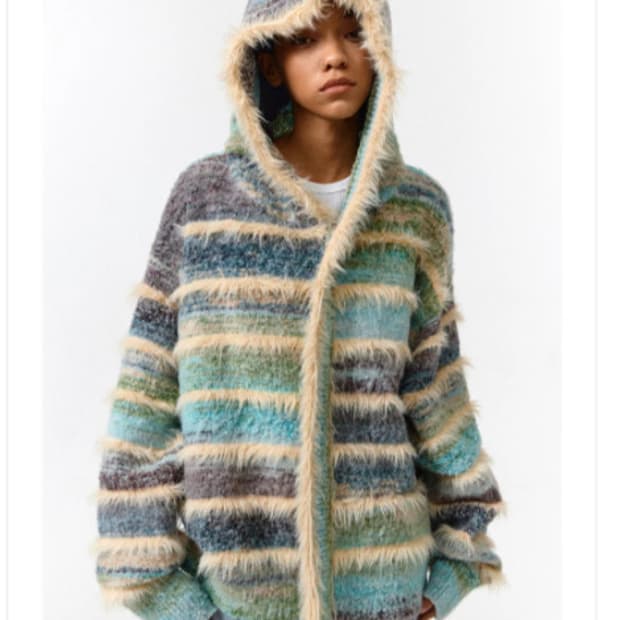 Gradient Stripe Hooded Knit Jacket