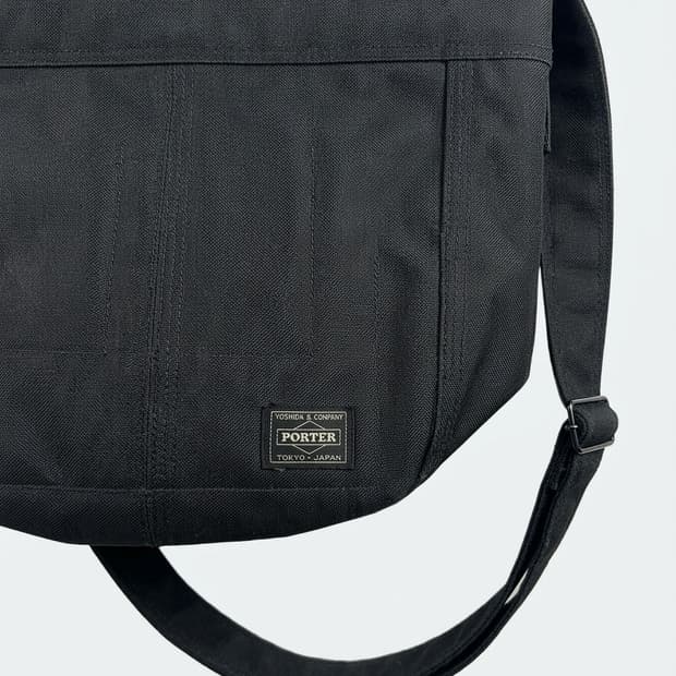 포터 캔버스 숄더백 블랙