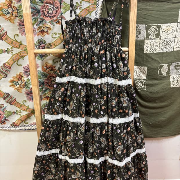 히피 모리 하구미 딥 브라운 플라워패턴 끈 원피스