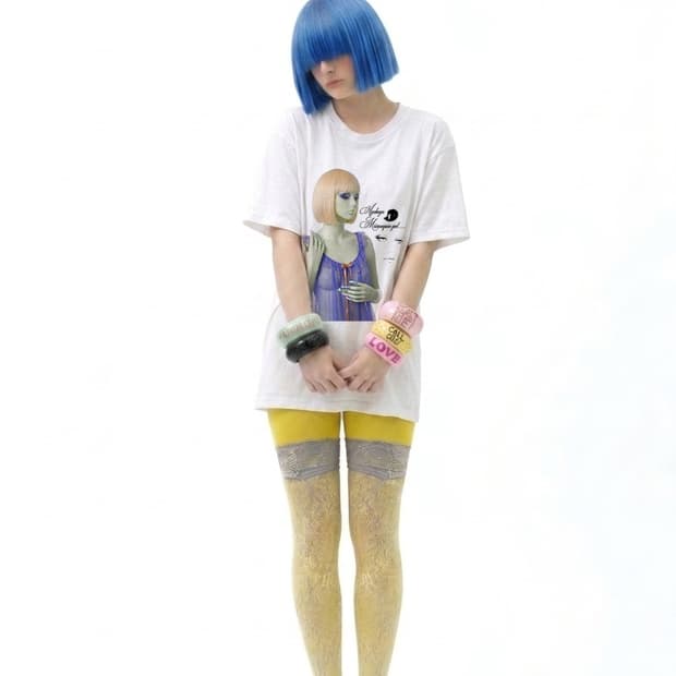 AyaKaya Mannequin Girl .....T-shirt