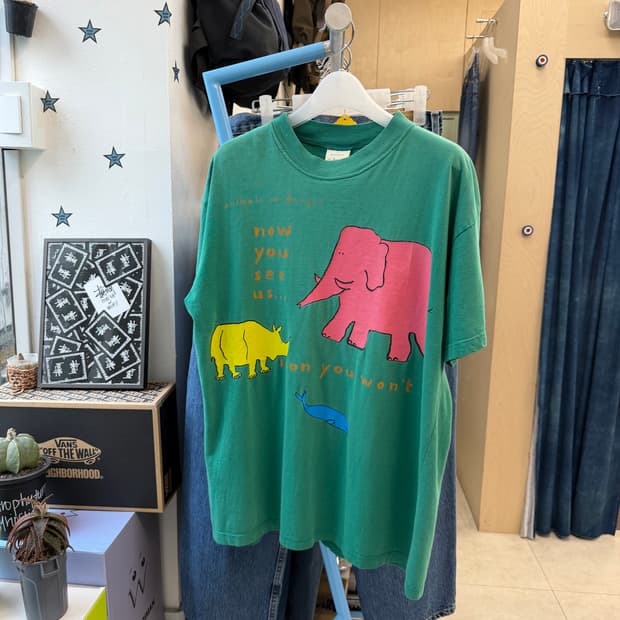 90s The body shop “animals in danger”