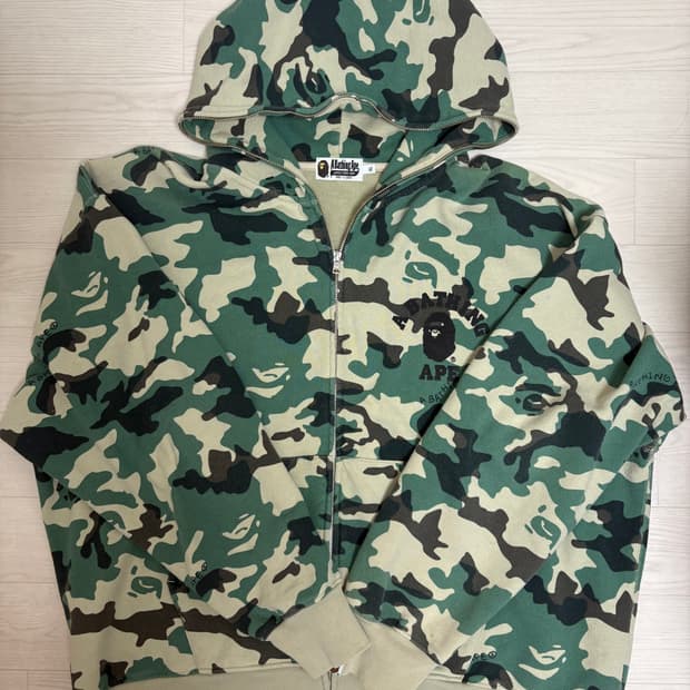 [XL] 베이프 우드랜드 카모 후드집업 판매합니다