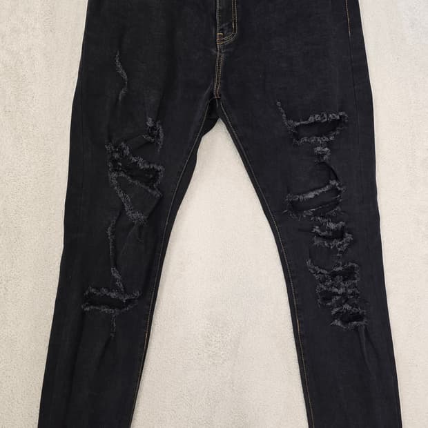 생로랑 찢청 블랙청바지.  싸이즈 32~33
