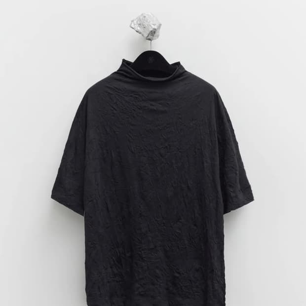 Youth creased mock neck