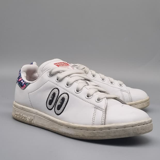 아디다스 스탠스미스 스니커즈220