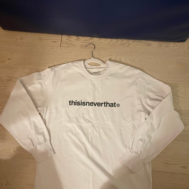 thisisneverthat 디스이즈네버댓 흰색 긴팔 m사이즈 판매합니다