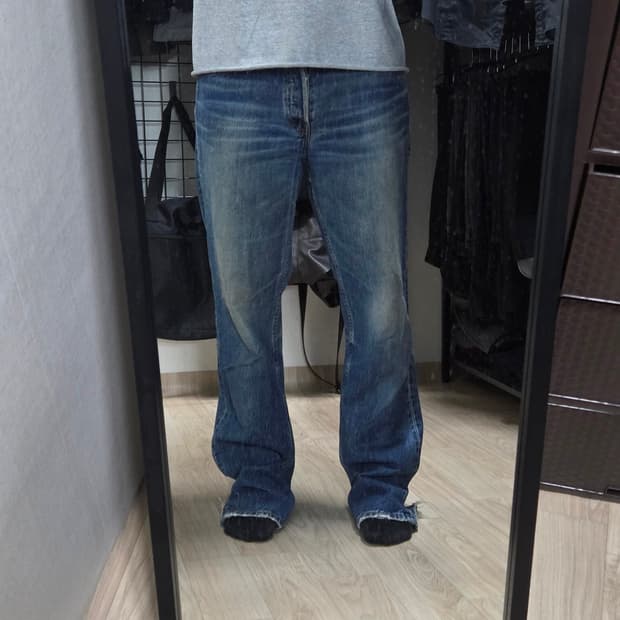 리바이스(Levi's) 501 빈티지 데미지 레귤러 데님