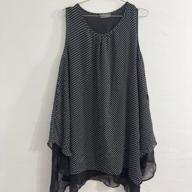 dot sleeveless onepiece