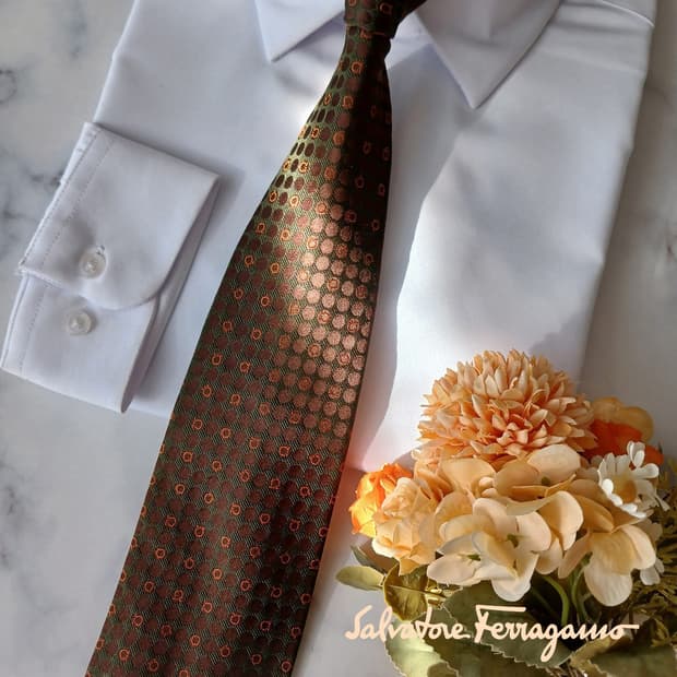 페라가모 실크 브라운 간치니 패턴 넥타이 9.5cm A+등급 A19273