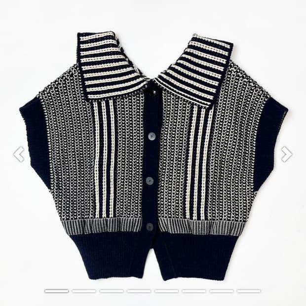 한섬 시스템 2022 스트라이프 카라 니트 베스트 F사이즈