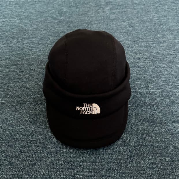 노스페이스 이어머프 캡