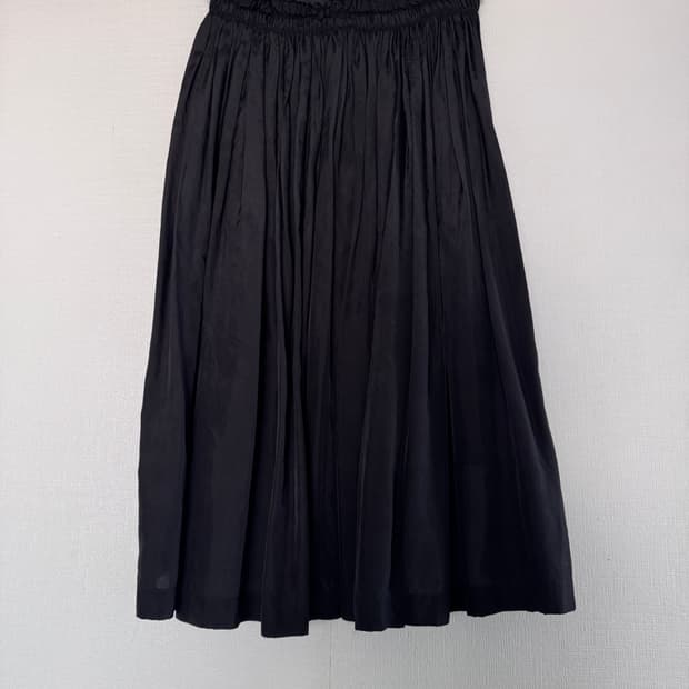 꼼데가르송 언발 스커트