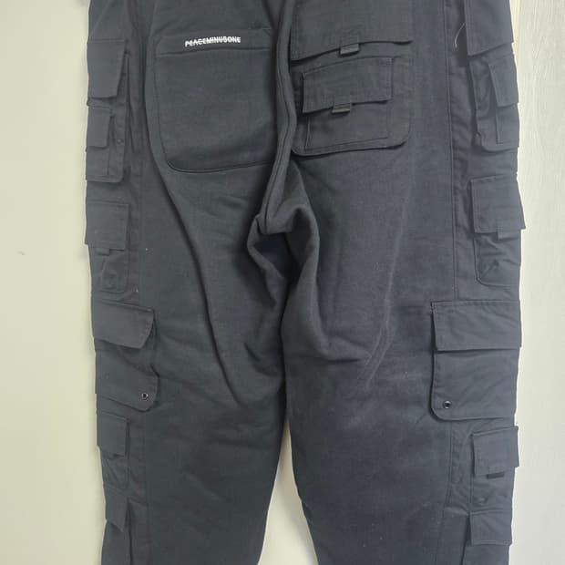 나이키 피마원 와이드팬츠 m사이즈 입니다