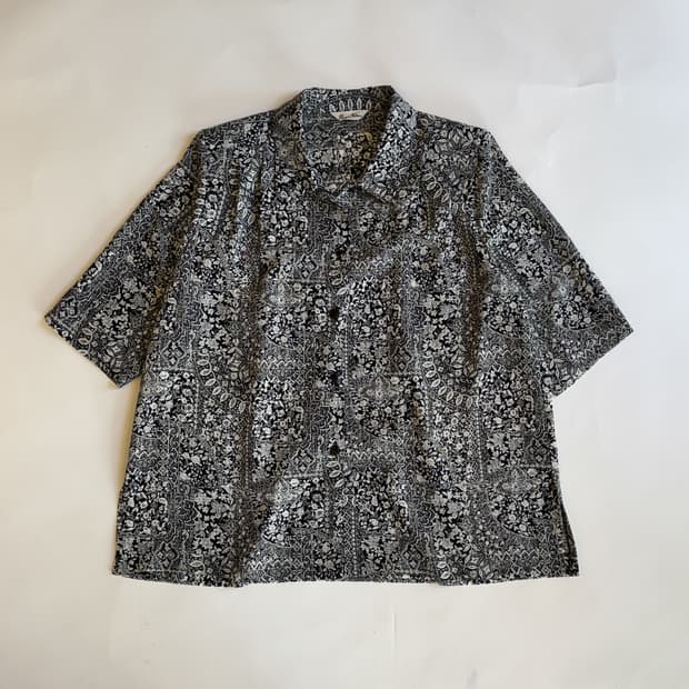 BLACK PAISLEY FLORAL SHORT SLEEVE SHIRT