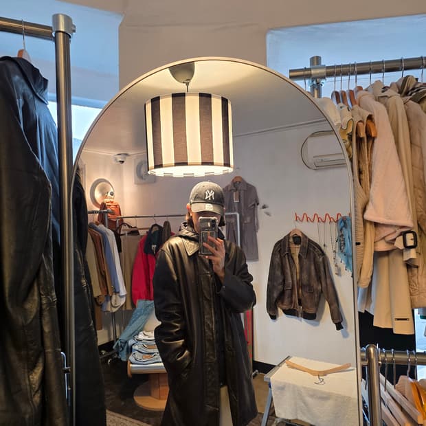 발리 레더 카코트 (BALLY Leather Car Coat)