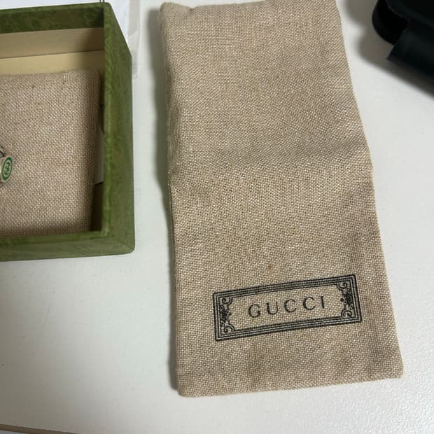 구찌 인터로킹반지 에나멜 g 18호