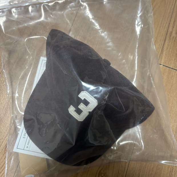 컬렉트피시스 브라운 볼캡