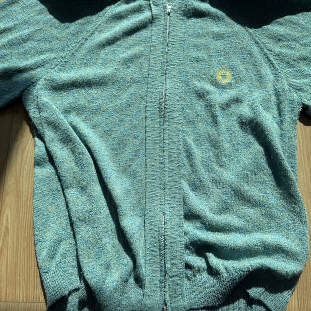 999휴머니티 집업