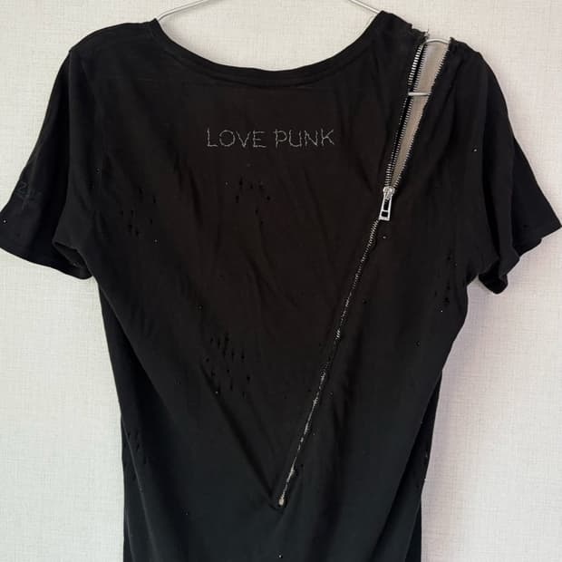 Zadig&Voltaire 쟈딕앤볼테르 zippe LOVEPUNK top