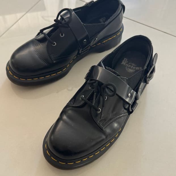 3 HOLES LOAFER 3홀 로퍼