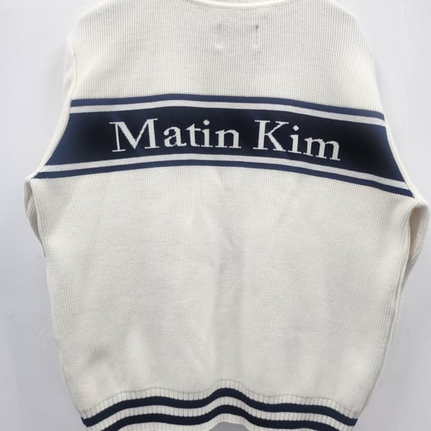 L Matin Kim 마뗑킴 스펠포인트 스트라이프 니트 가디건