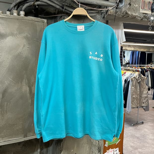 아이앱 스튜디오 롱슬리브리스 긴팔티 XL 스카이블루 #csz2456