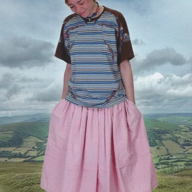 파올리나 루소 반팔 M