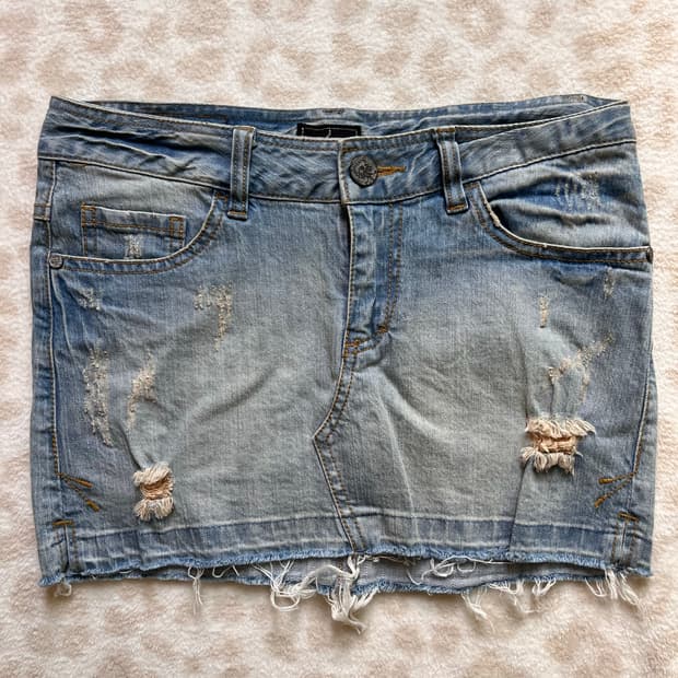 Hakuna Matata ripped jeans skirt 