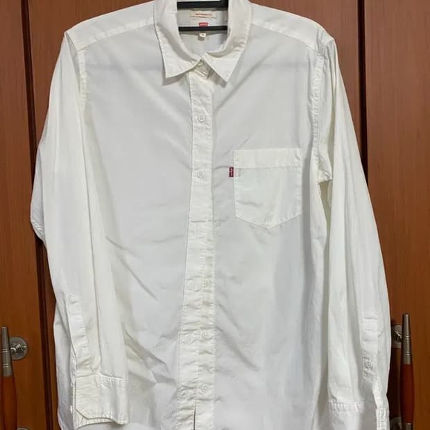 [LEVIS] 여성용 리바이스 화이트 보이프렌드핏 셔츠 S사이즈