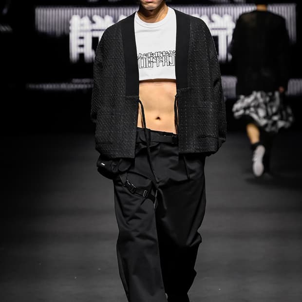 아조바이아조 레그백팬츠M