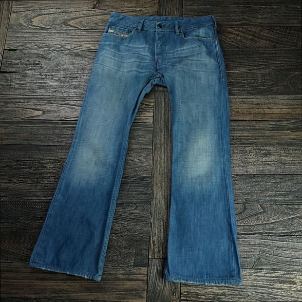 [디젤] 빈티지 워시드 부츠컷 플레어 데님 팬츠 청바지 P01333